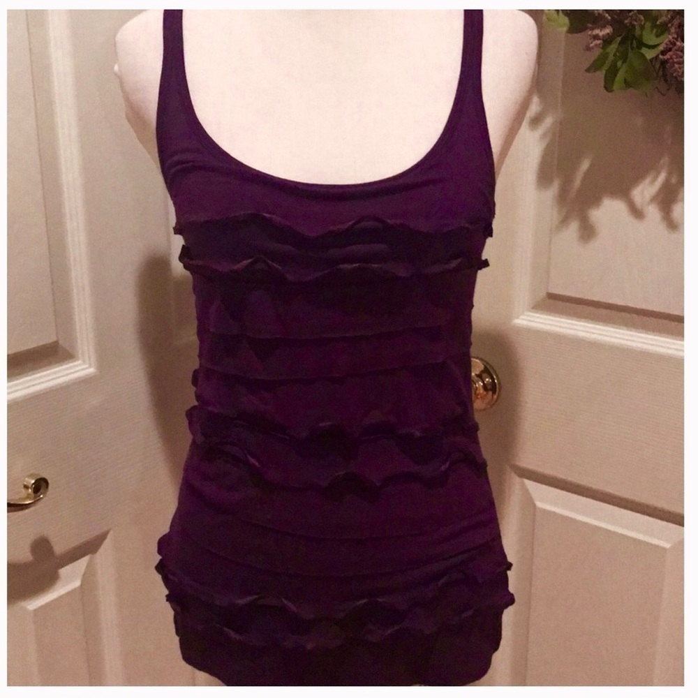 New York & Co purple tank w small ruffles